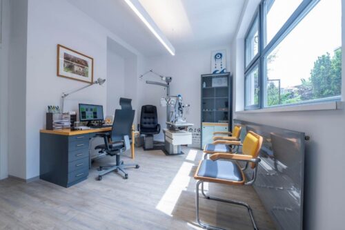 Die Ordinationsräume von Dr. Rainer Hesse in Graz - hell, freundlich für eine angenehme Atmosphäre beim Augenarzt